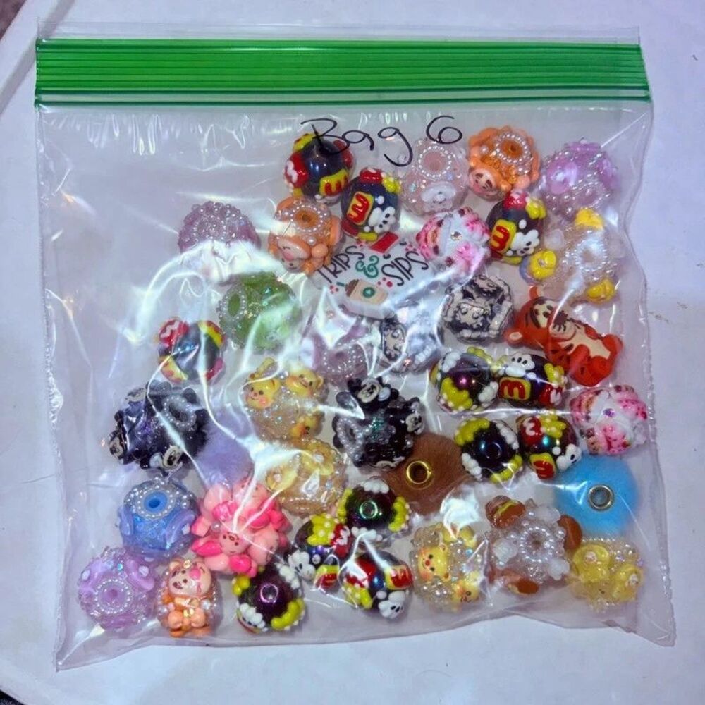 Random mixed beads - Picture 1 of 1